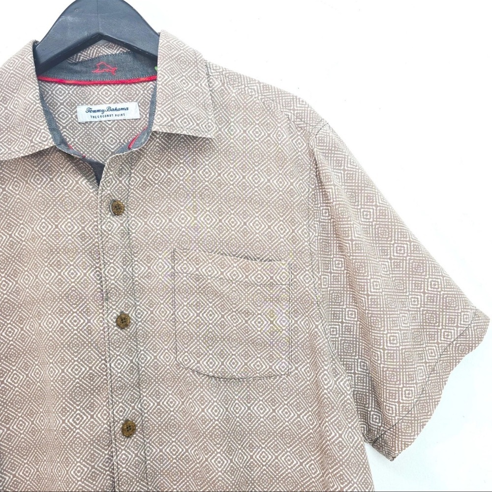Tommy Bahama Coconut Point Geo Bala Shark, Men's Shirt Size Large